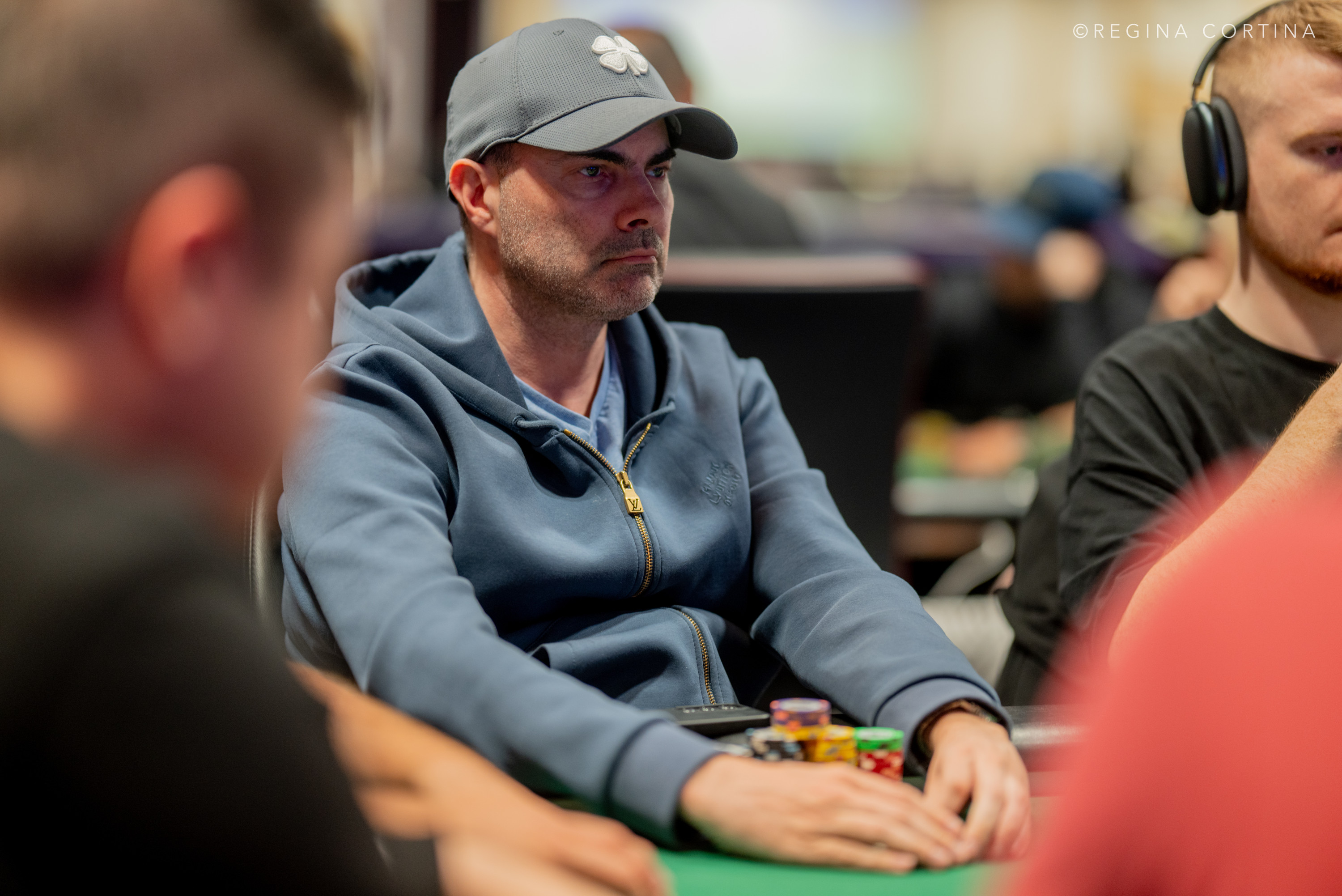 三方豪赌！WSOP 主赛事首日就上演百万大盲注对决 - 大发娱乐