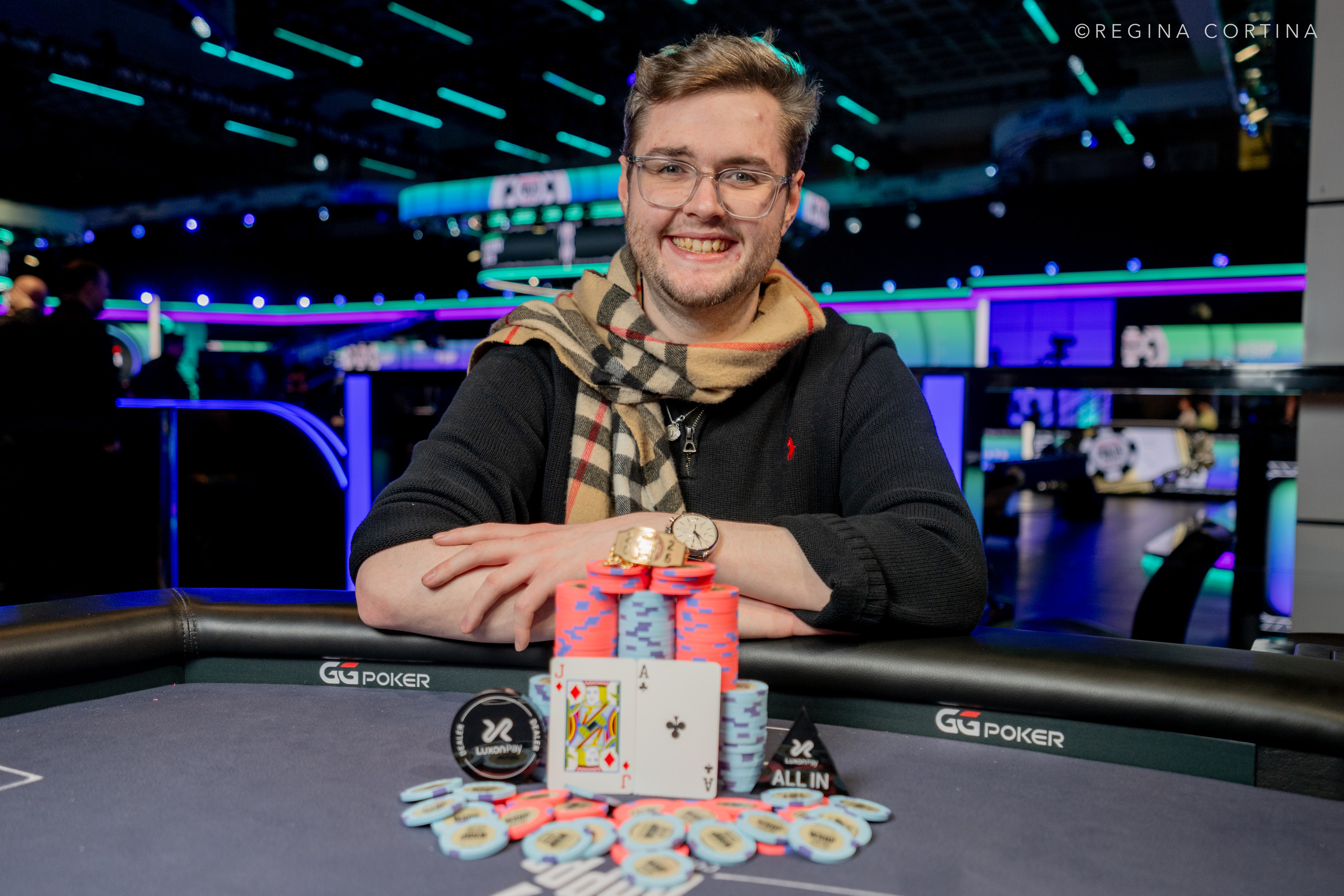 26岁新星登顶！Dwan斩获WSOP高额赛冠军背后的战术与心路 - 大发娱乐