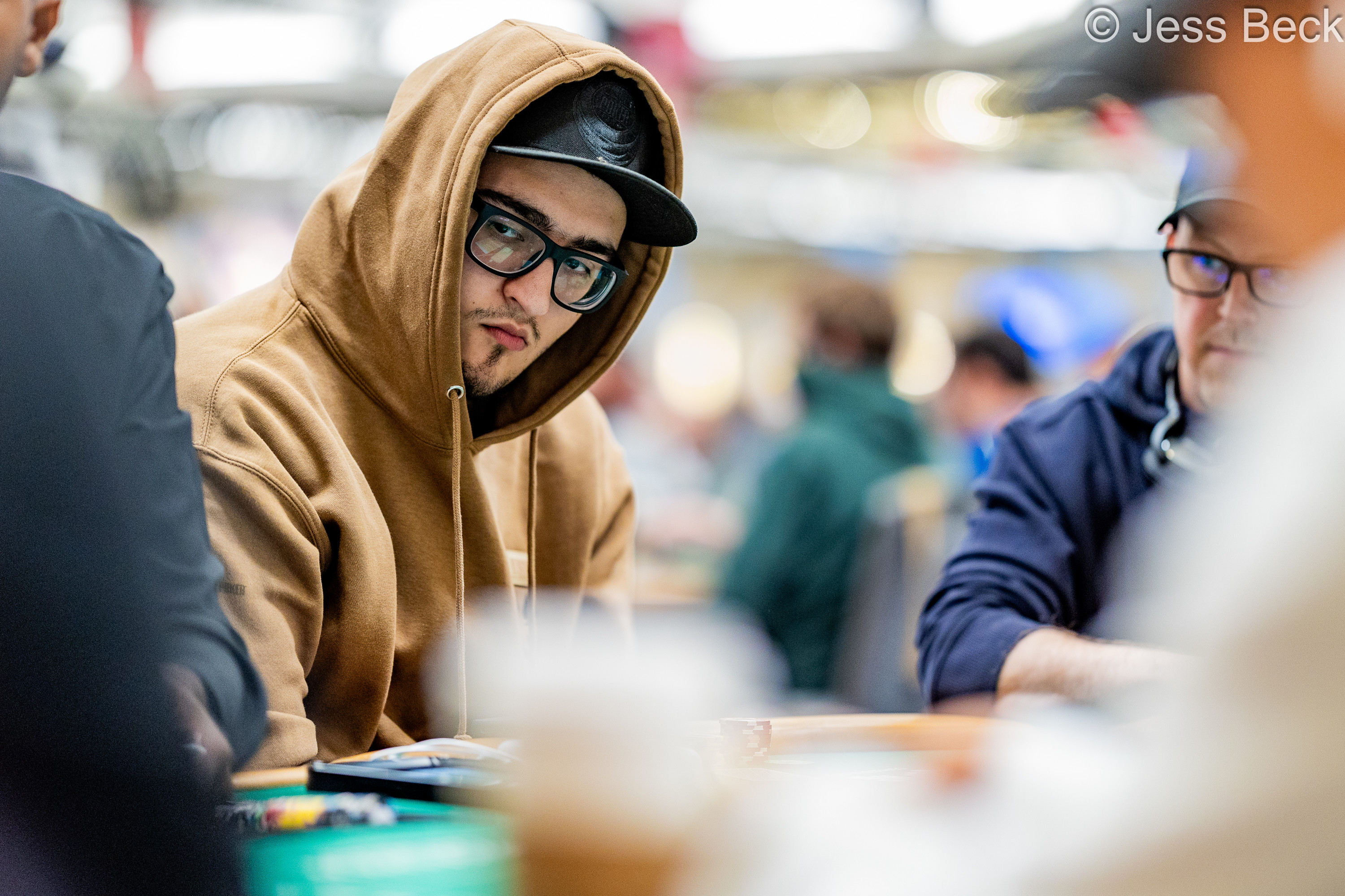 世锦赛新星闪耀！保罗·米兹拉奇在WSOP主赛事中斩获巨额筹码 - 大发娱乐官网